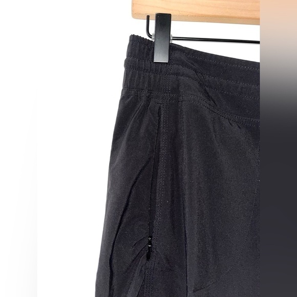 ATHLETA Black Ruched La Vita Crop Pants in Size 4 - Picture 6 of 10